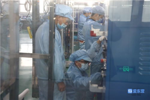 重點(diǎn)項(xiàng)目觀摩 山東合盛銅業(yè)年產(chǎn)5萬(wàn)噸新能源高性能電子銅箔項(xiàng)目 拉長(zhǎng)銅基新材料產(chǎn)業(yè)鏈條 爭(zhēng)做鋰電銅箔龍頭供應(yīng)商